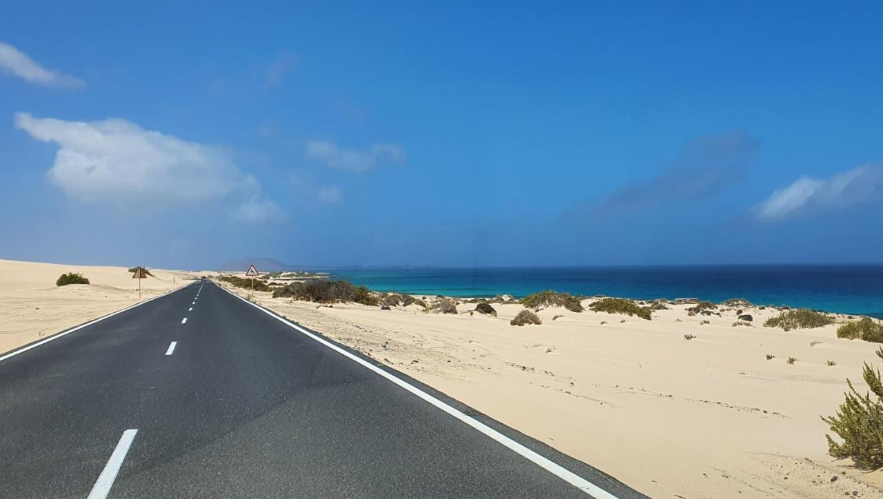 Apartamento Tres Islas Apartment, *